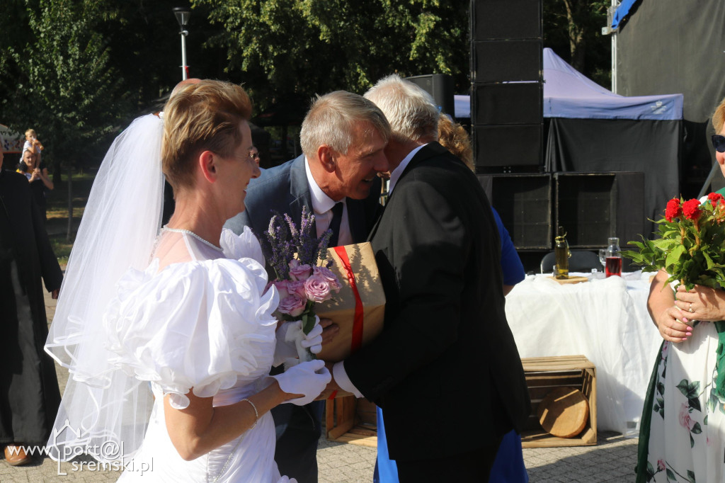 Wesele z czasów PRL-u w Książu Wlkp.
