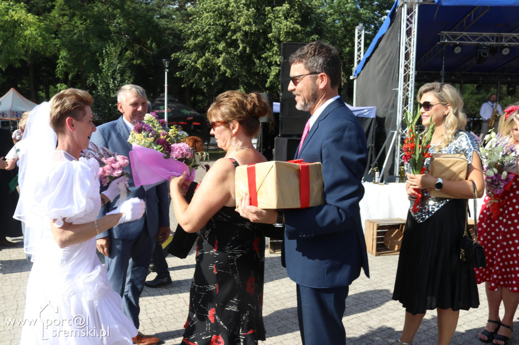 Wesele z czasów PRL-u w Książu Wlkp.