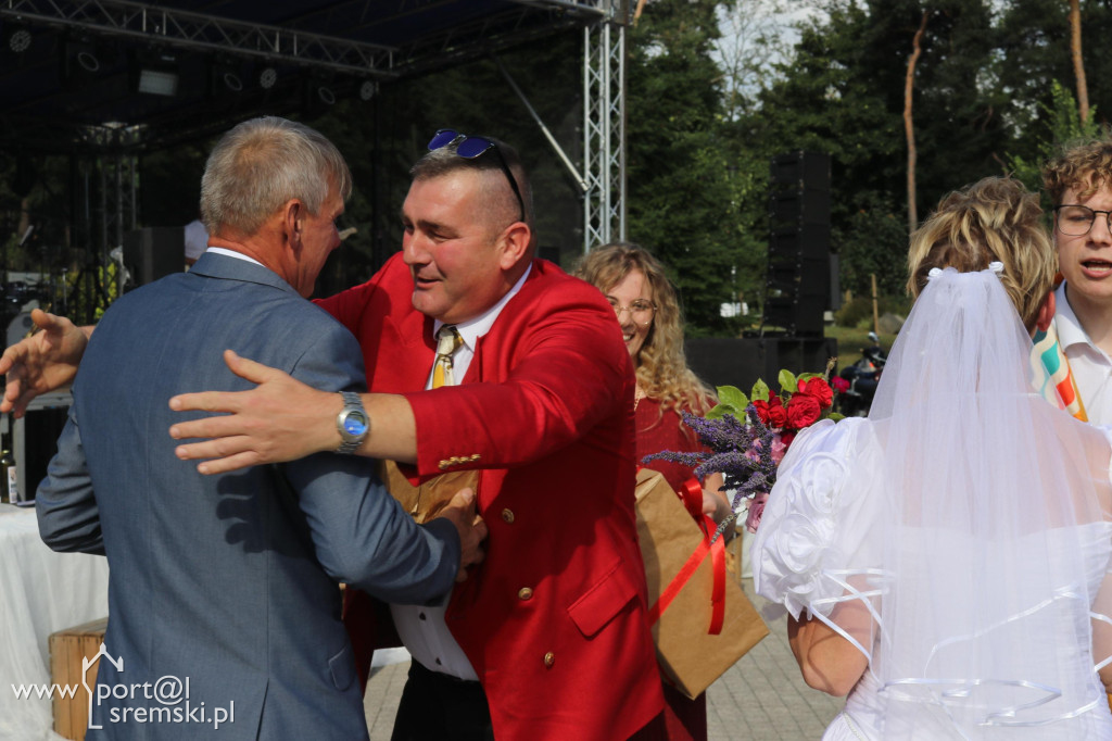 Wesele z czasów PRL-u w Książu Wlkp.