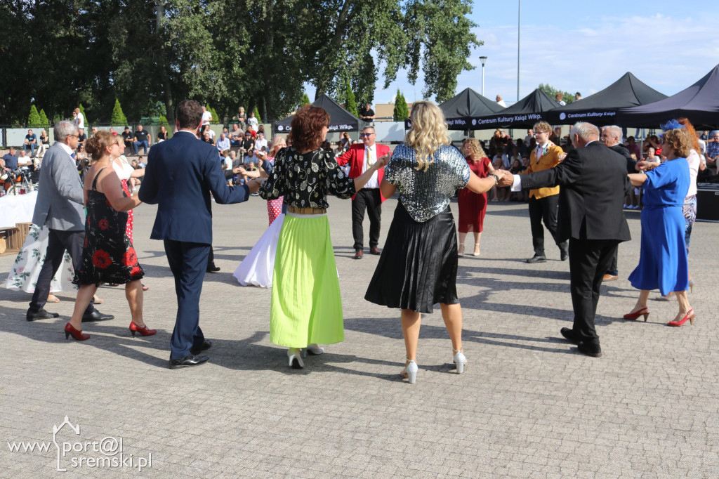 Wesele z czasów PRL-u w Książu Wlkp.