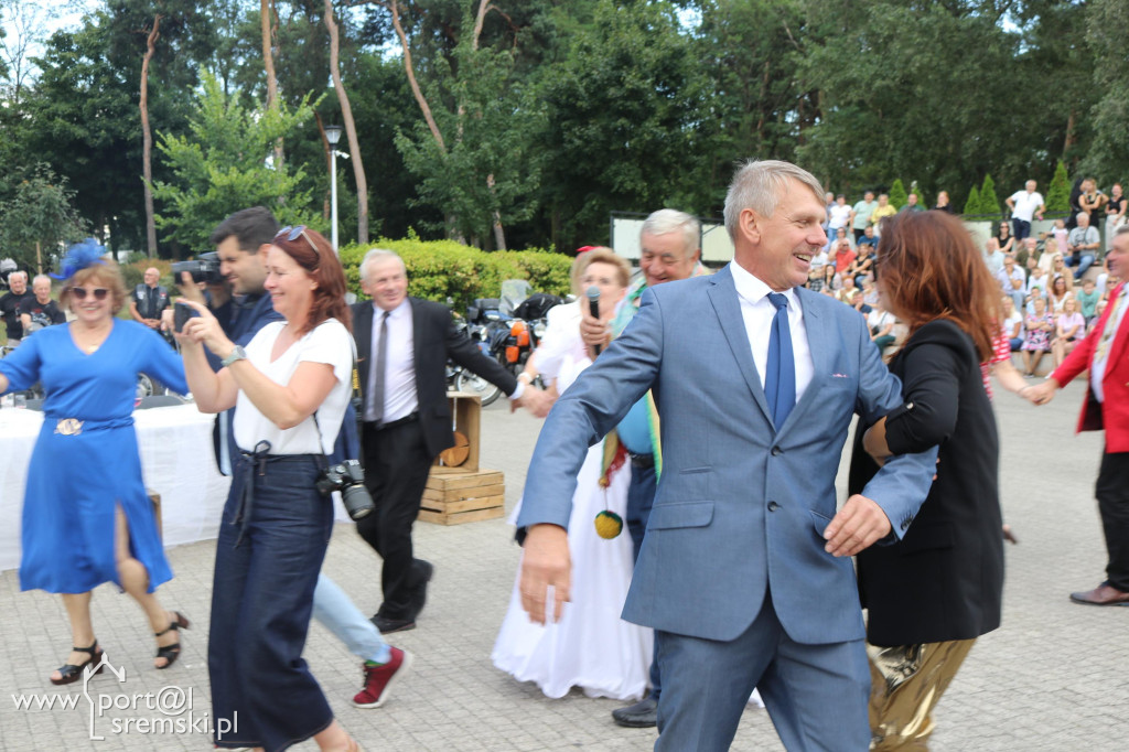 Wesele z czasów PRL-u w Książu Wlkp.