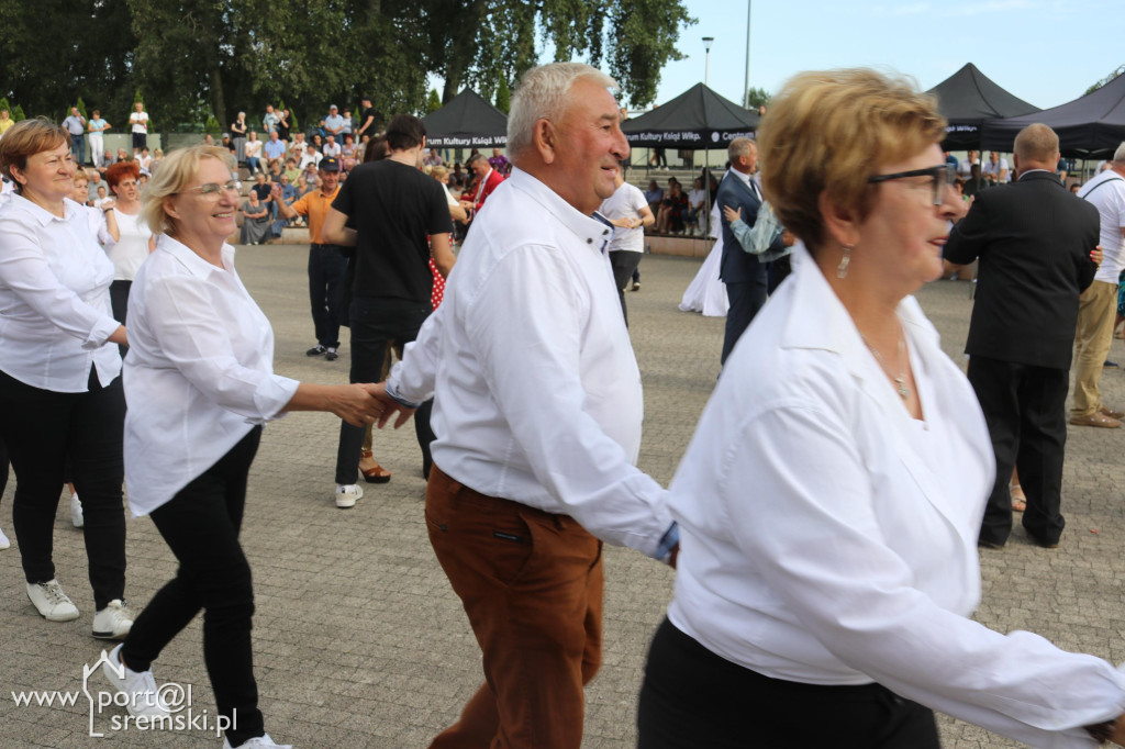Wesele z czasów PRL-u w Książu Wlkp.