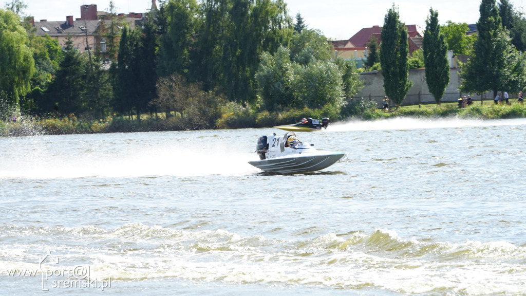 Zawody motorowodne w Rogoźnie