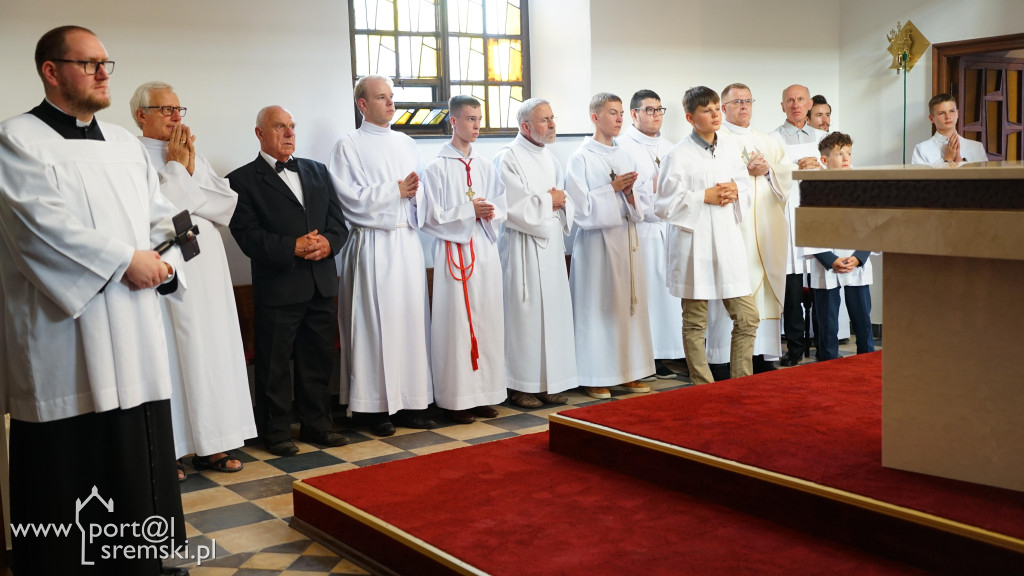 Uroczyste poświęcenie odrestaurowanego kościoła