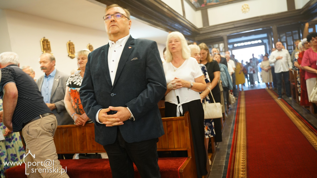 Uroczyste poświęcenie odrestaurowanego kościoła