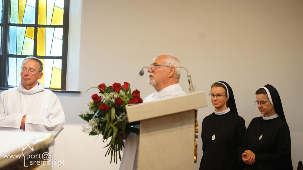 Uroczyste poświęcenie odrestaurowanego kościoła