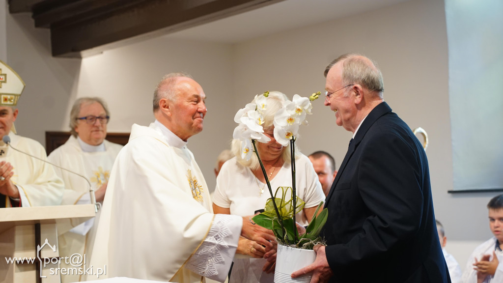 Uroczyste poświęcenie odrestaurowanego kościoła