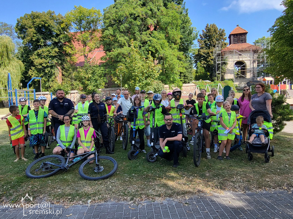 Spotkanie na plaży z Policją