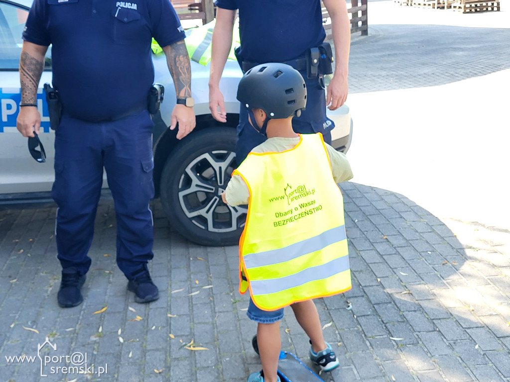 Spotkanie na plaży z Policją