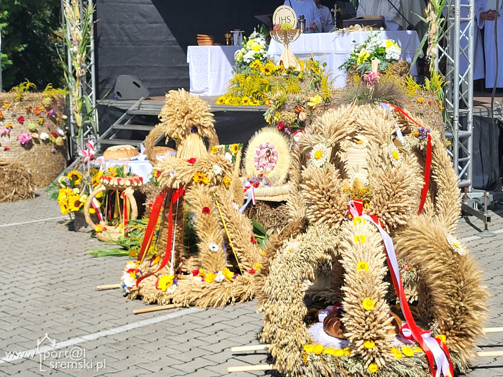 Dożynki w Grzybnie