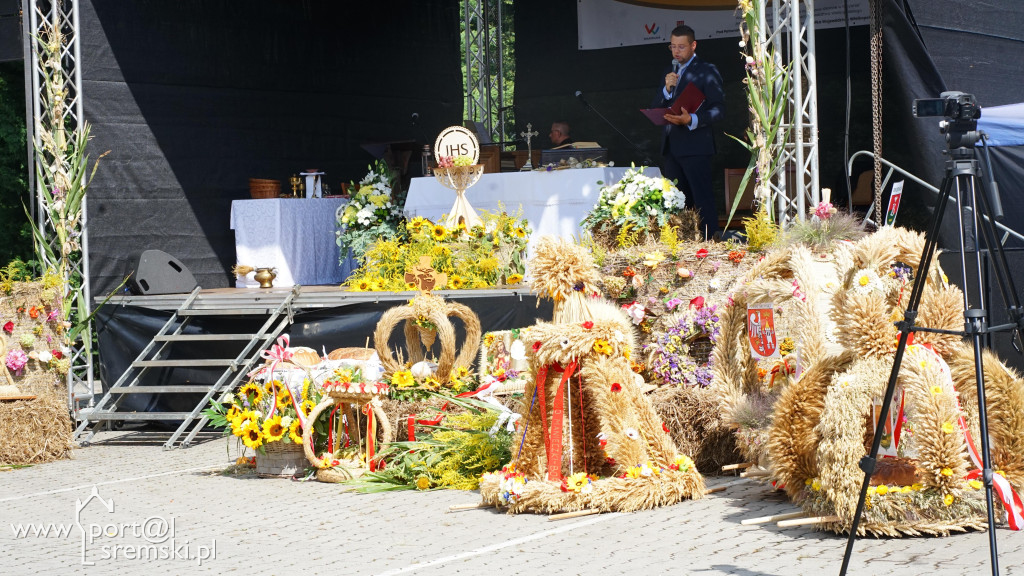 Dożynki w Grzybnie