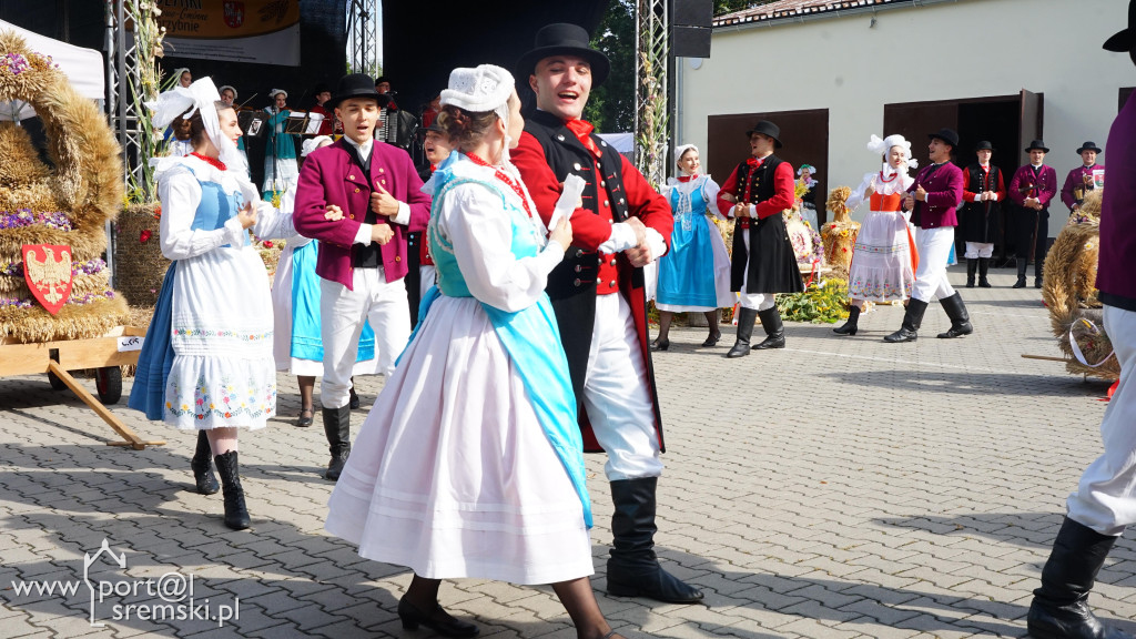 Dożynki w Grzybnie