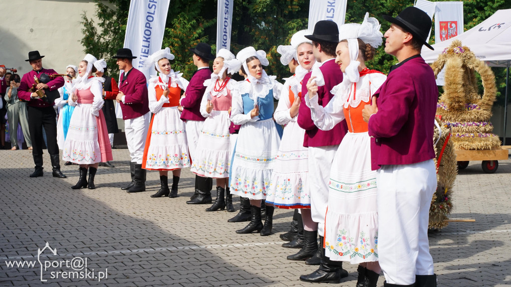 Dożynki w Grzybnie