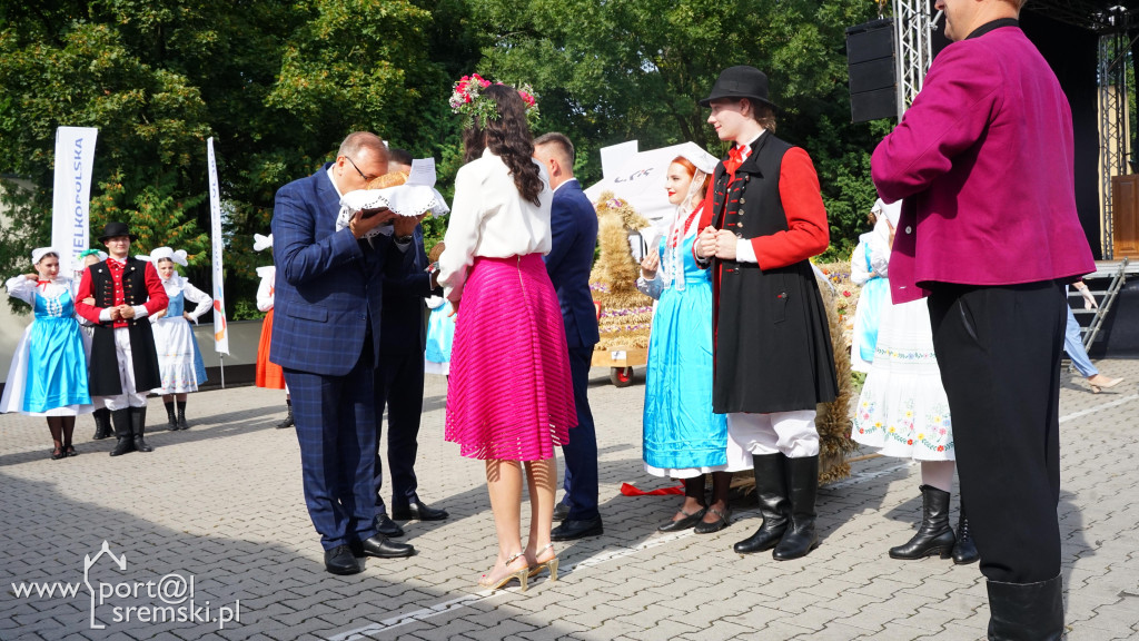 Dożynki w Grzybnie