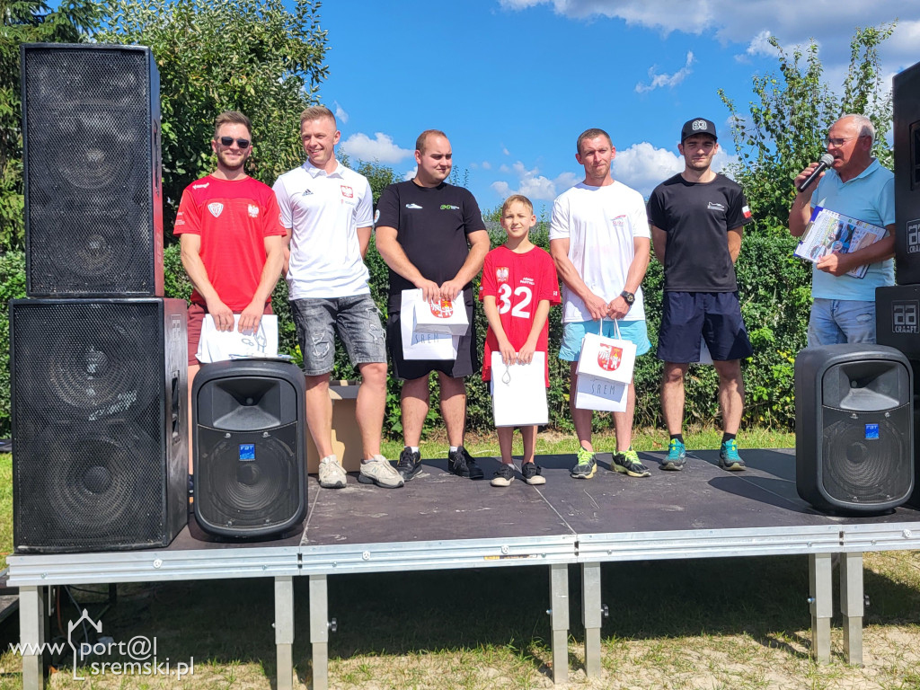 Zakończenie sezonu letniego na plaży