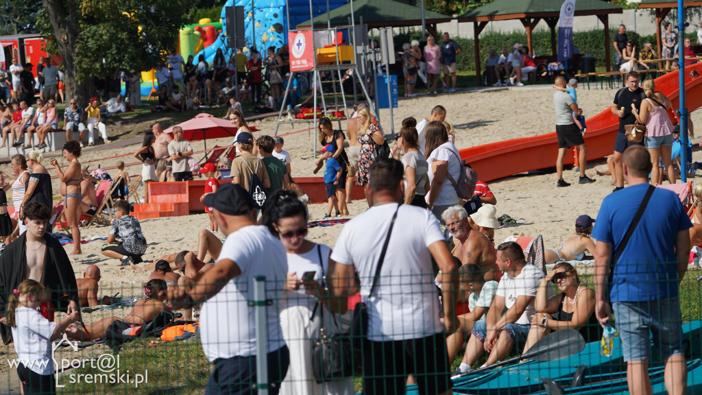 Zakończenie sezonu letniego na plaży