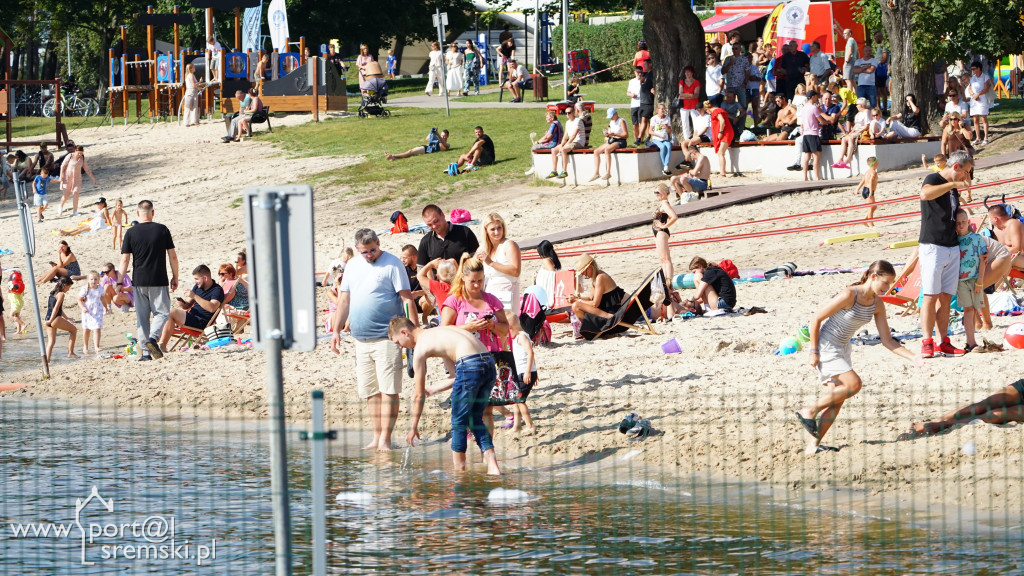 Zakończenie sezonu letniego na plaży