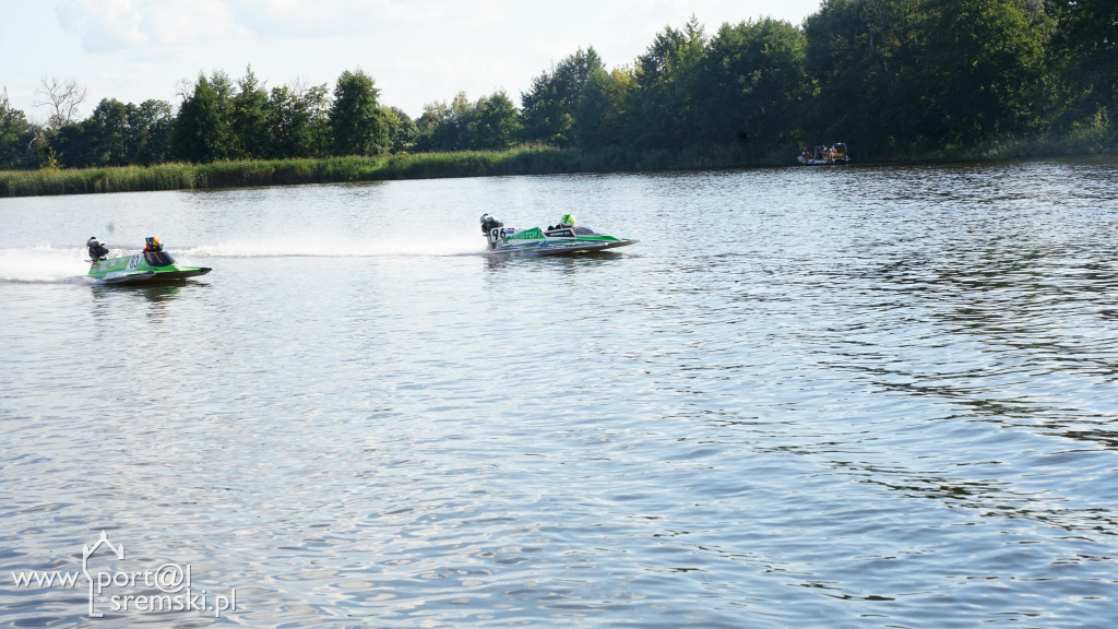 Zakończenie sezonu letniego na plaży