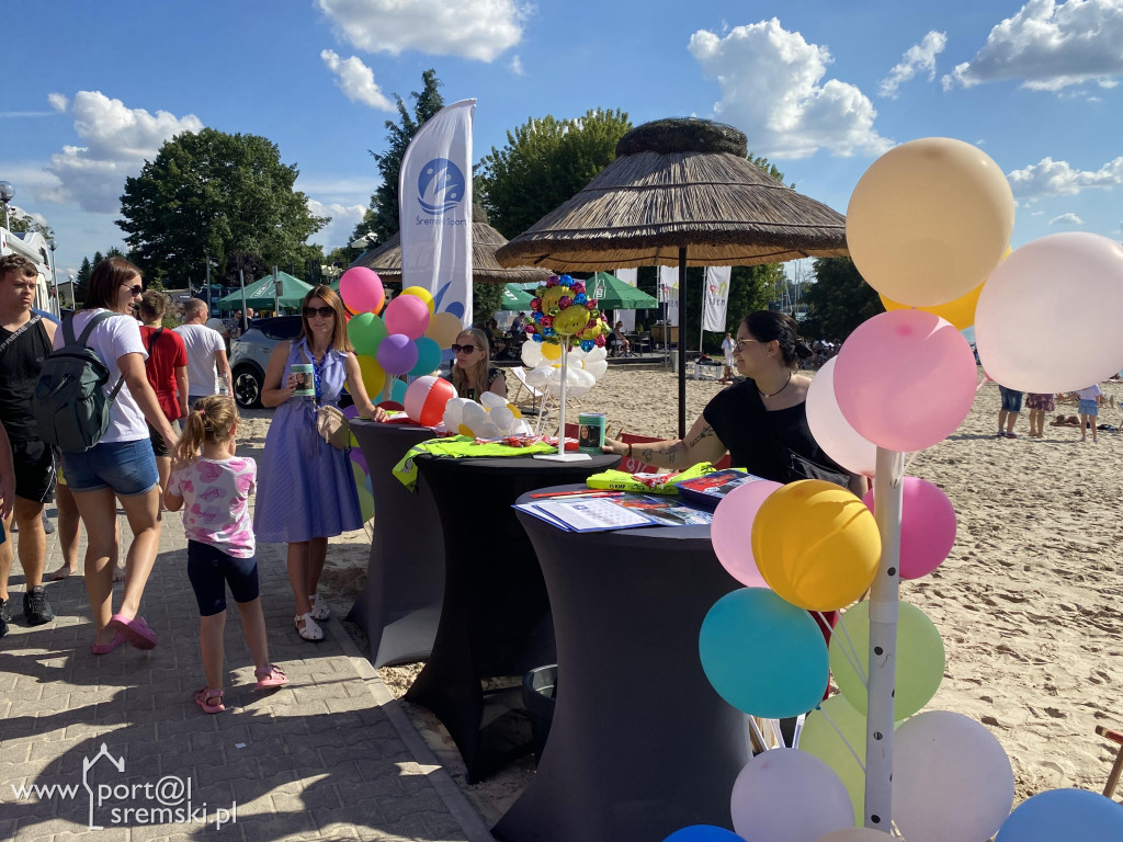 Zakończenie sezonu letniego na plaży