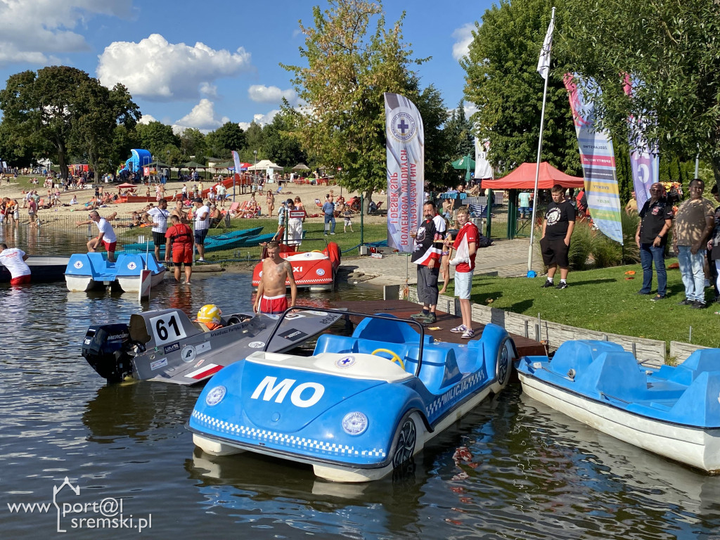 Zakończenie sezonu letniego na plaży