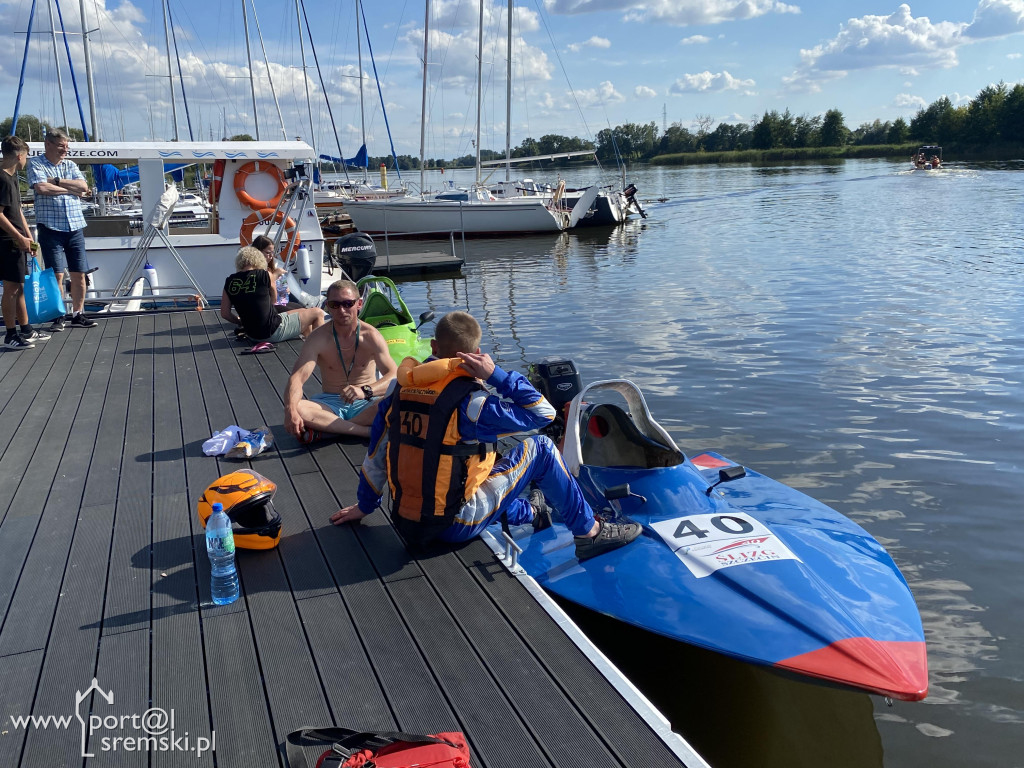 Zakończenie sezonu letniego na plaży