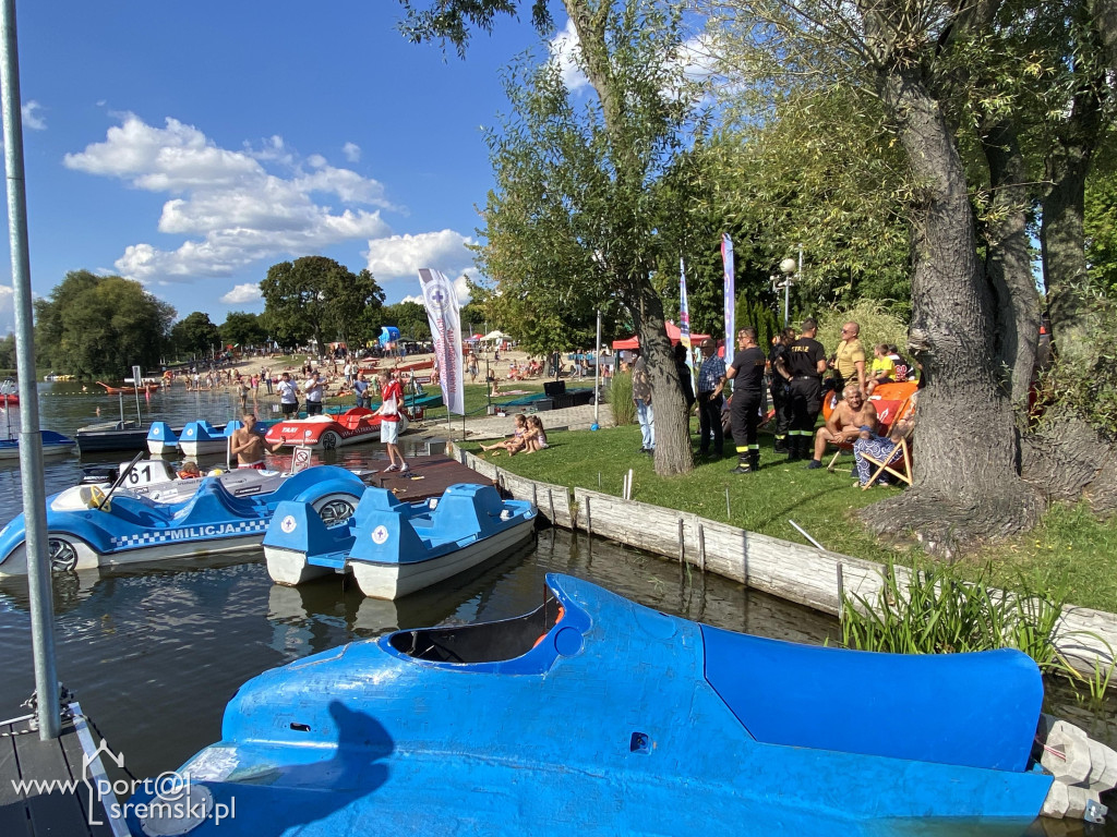 Zakończenie sezonu letniego na plaży