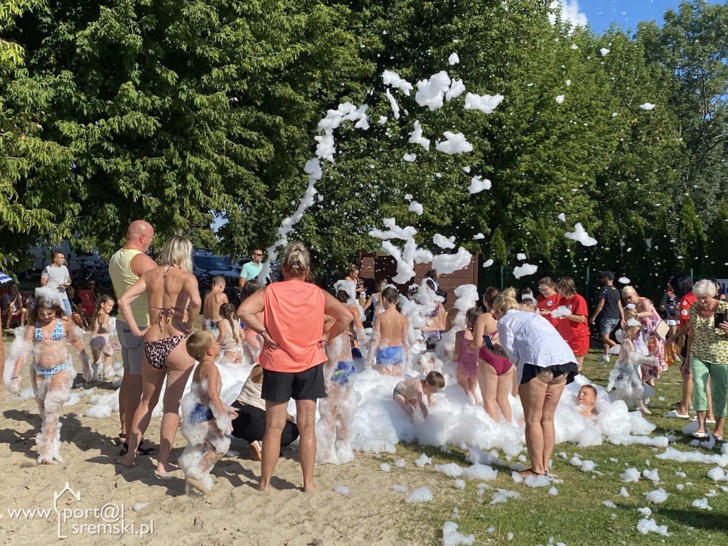 Zakończenie sezonu letniego na plaży