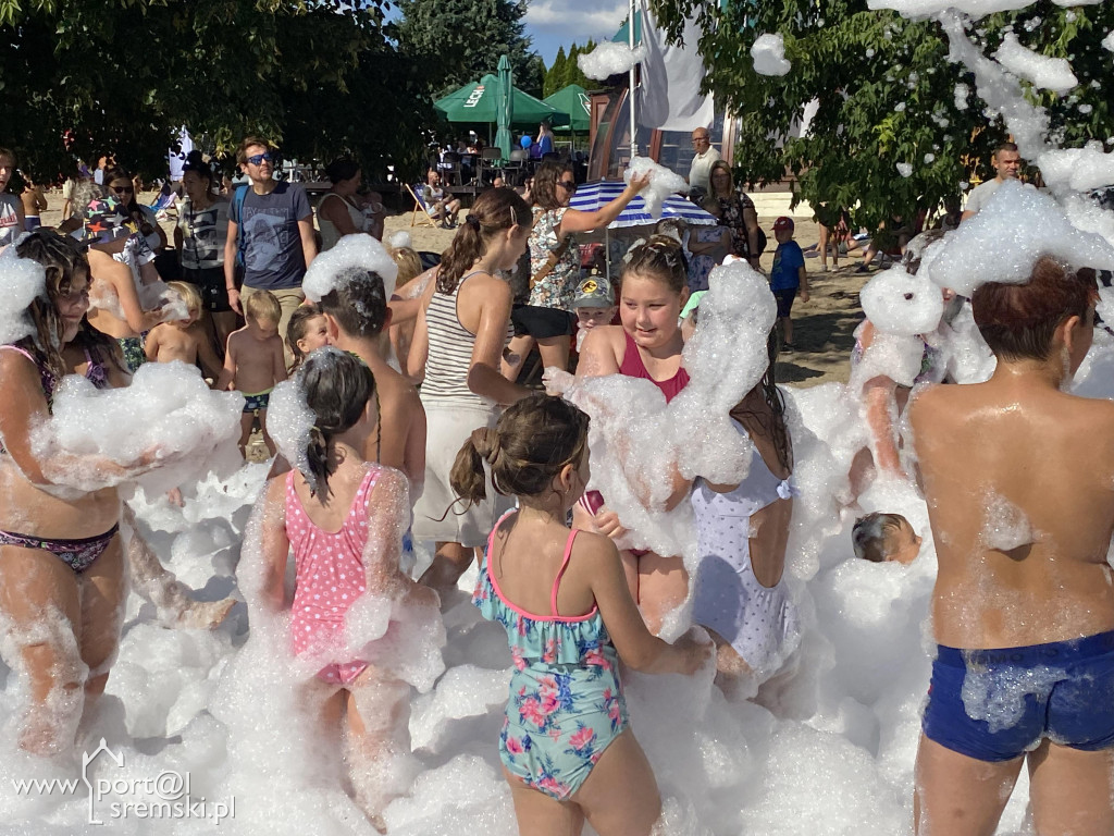 Zakończenie sezonu letniego na plaży
