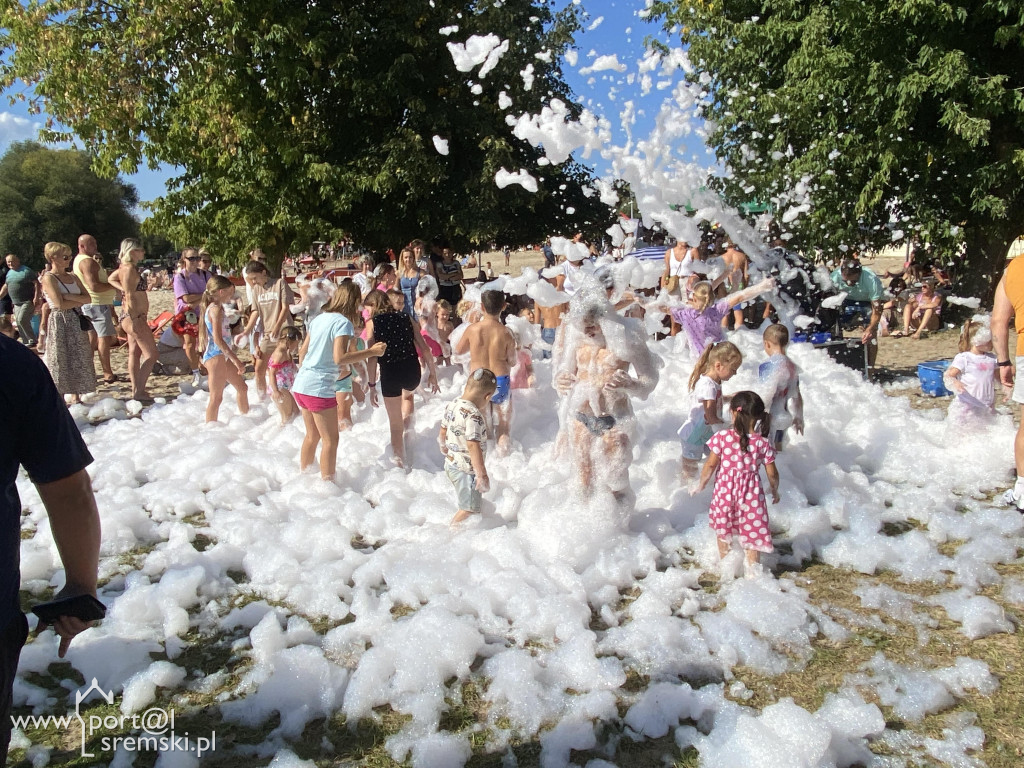 Zakończenie sezonu letniego na plaży