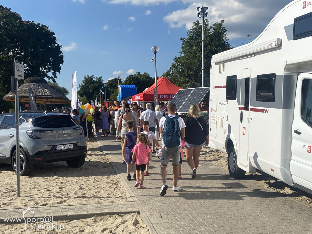 Zakończenie sezonu letniego na plaży