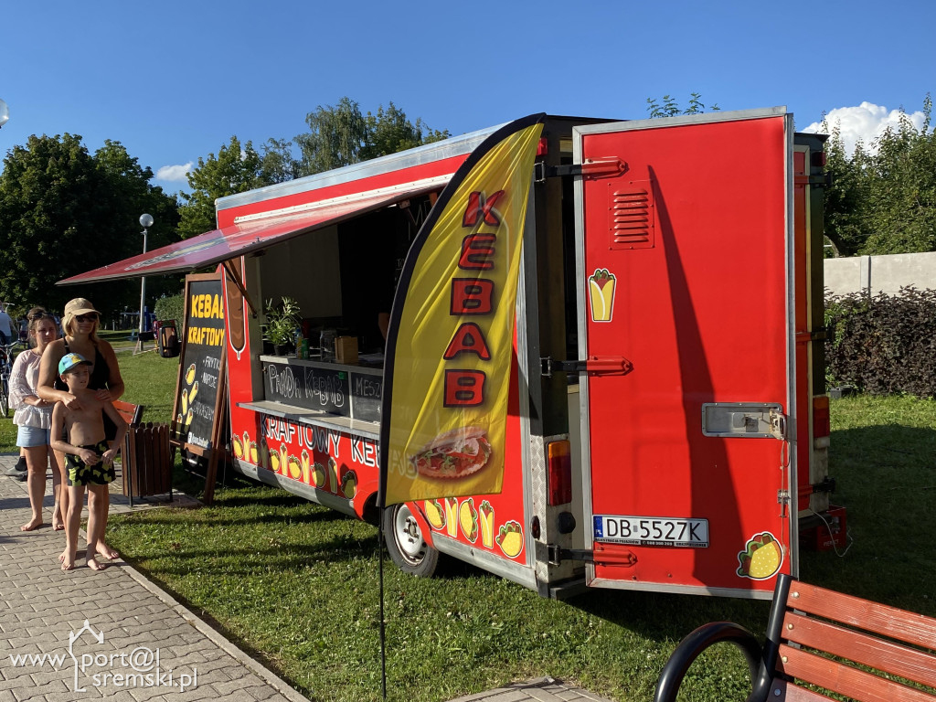 Zakończenie sezonu letniego na plaży