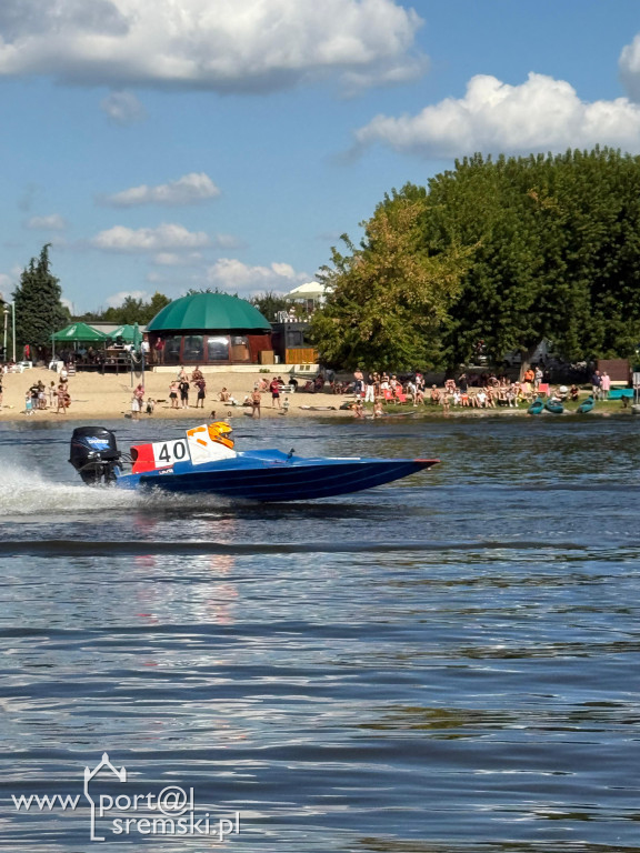 Zakończenie sezonu letniego na plaży