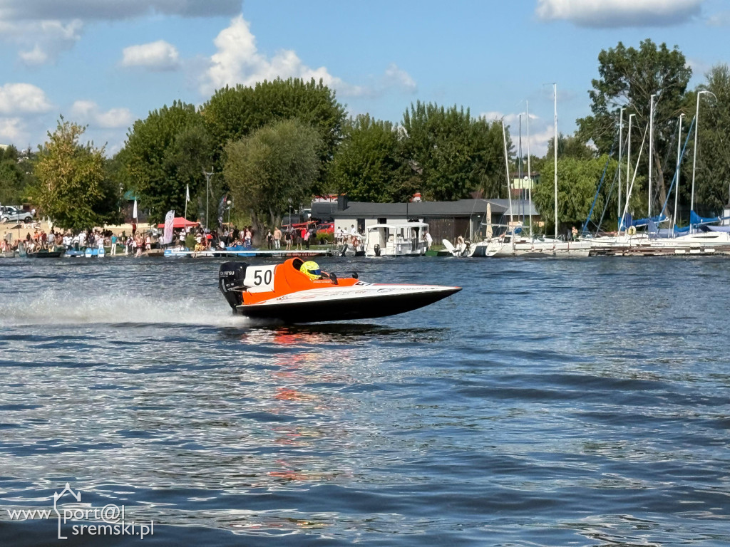Zakończenie sezonu letniego na plaży