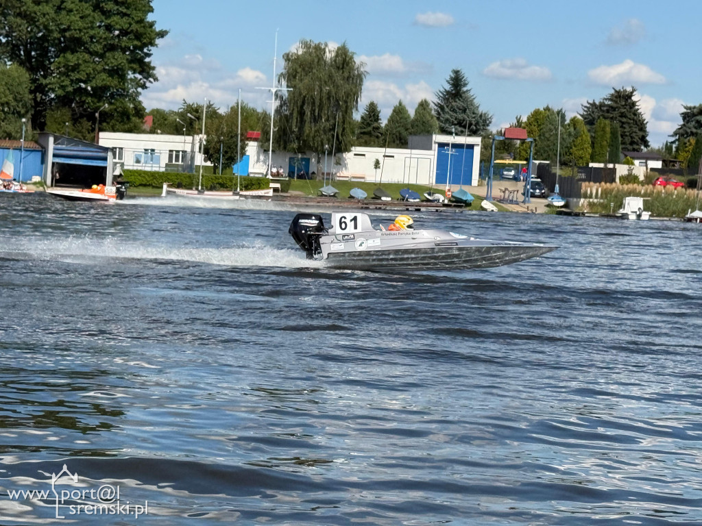 Zakończenie sezonu letniego na plaży
