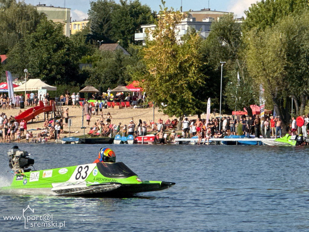 Zakończenie sezonu letniego na plaży