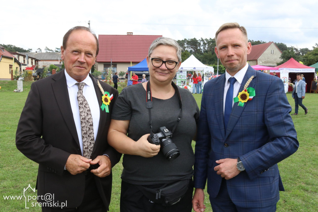 Dożynki w Ostrowiecznie