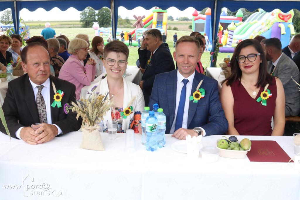 Dożynki w Ostrowiecznie
