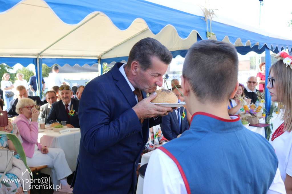 Dożynki w Ostrowiecznie