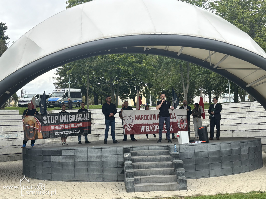 Protest przeciwko masowej imigracji w Śremie
