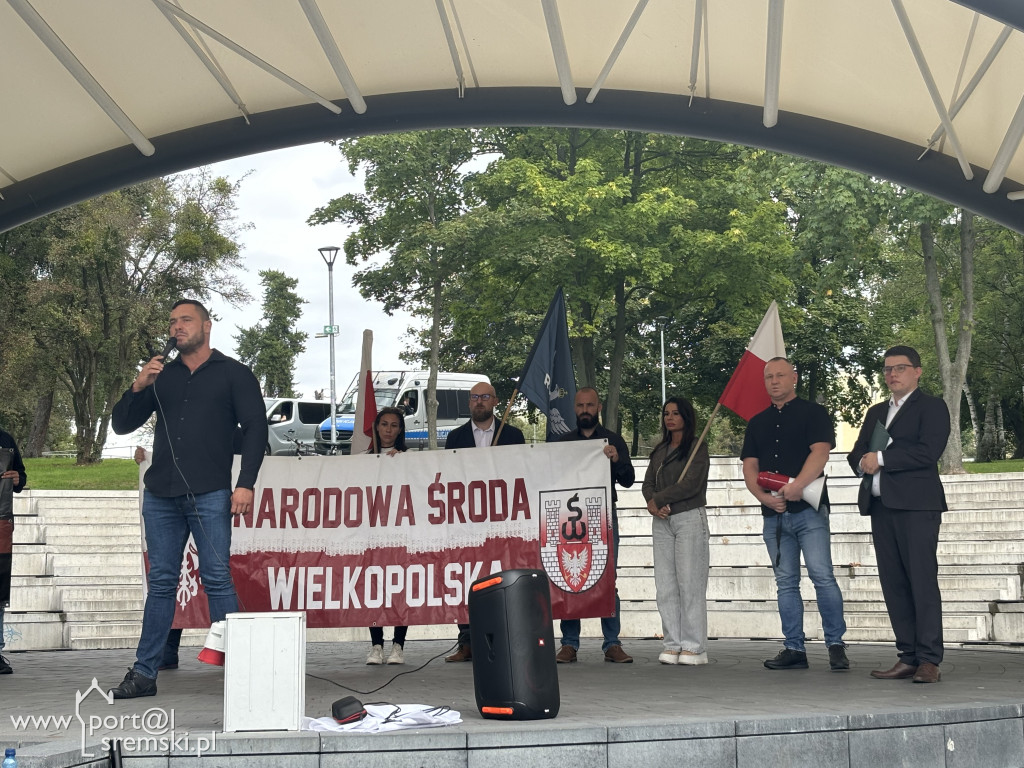 Protest przeciwko masowej imigracji w Śremie