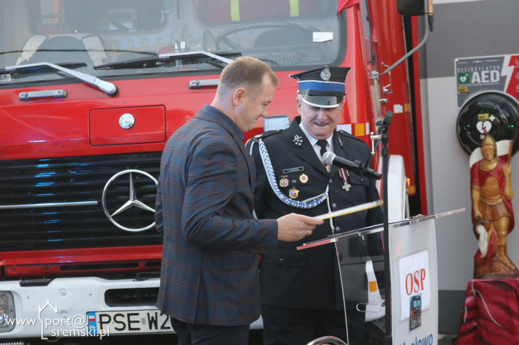 Nowy wóz strażacki w Masłowie