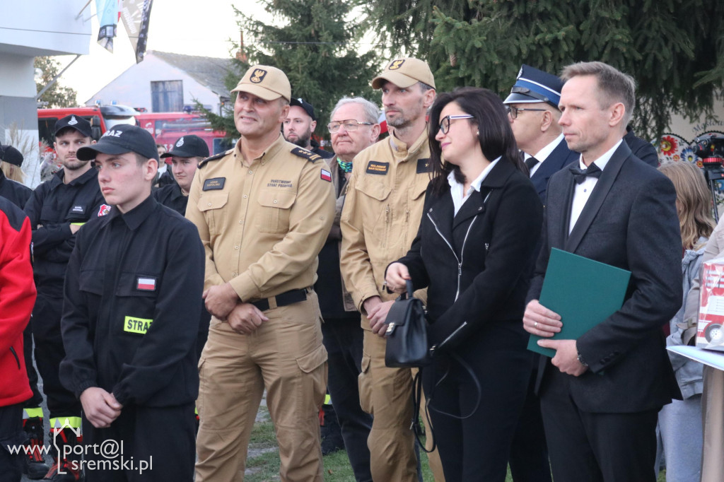 Nowy wóz strażacki w Masłowie