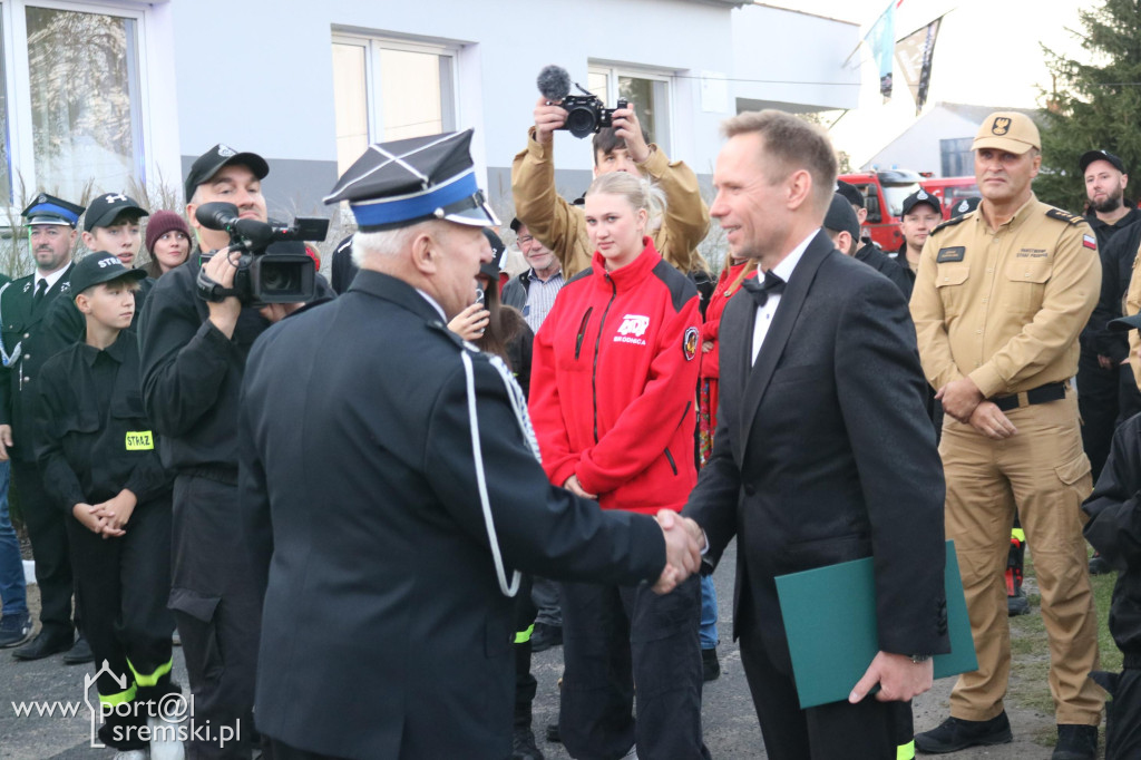 Nowy wóz strażacki w Masłowie