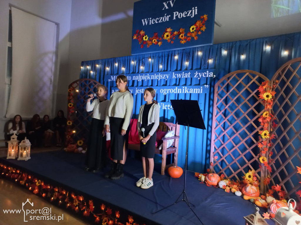 Miłość w rozkwicie – XV Jubileuszowy Wieczór Poezji w Książu Wlkp.