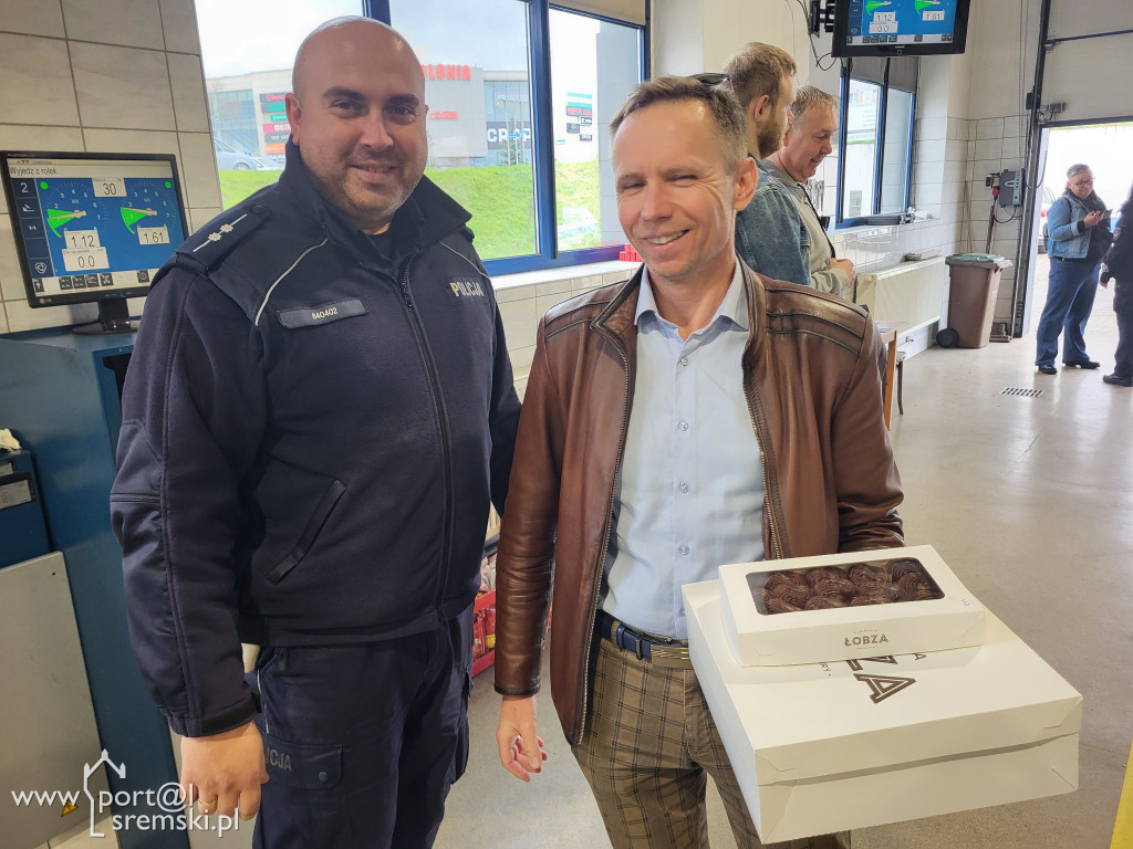 „Nie po oczach” w Śremie. 150 kierowców skontrolowało swoje auta za darmo