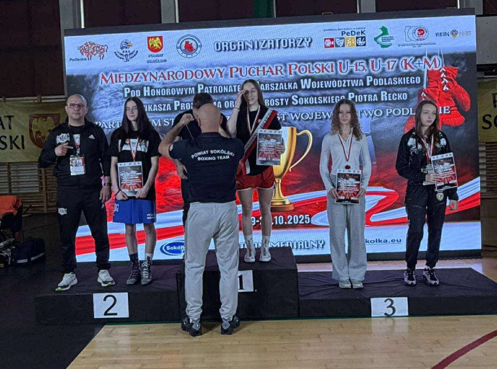 Młodzi pięściarze ze Śremu na podium turnieju międzynarodowego