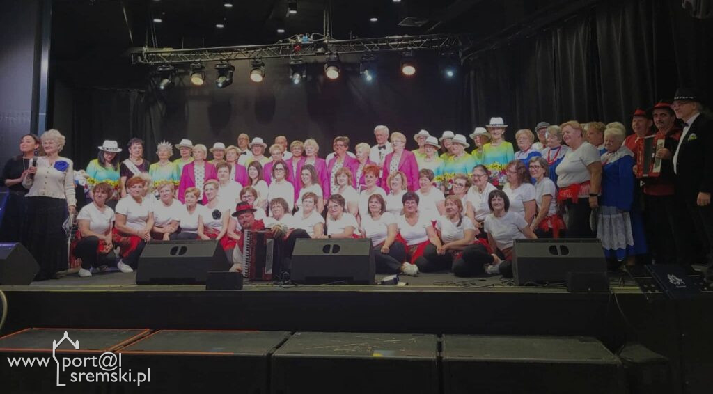 Ksiąskie Seniority zachwyciły na jubileuszowym przeglądzie artystów III wieku