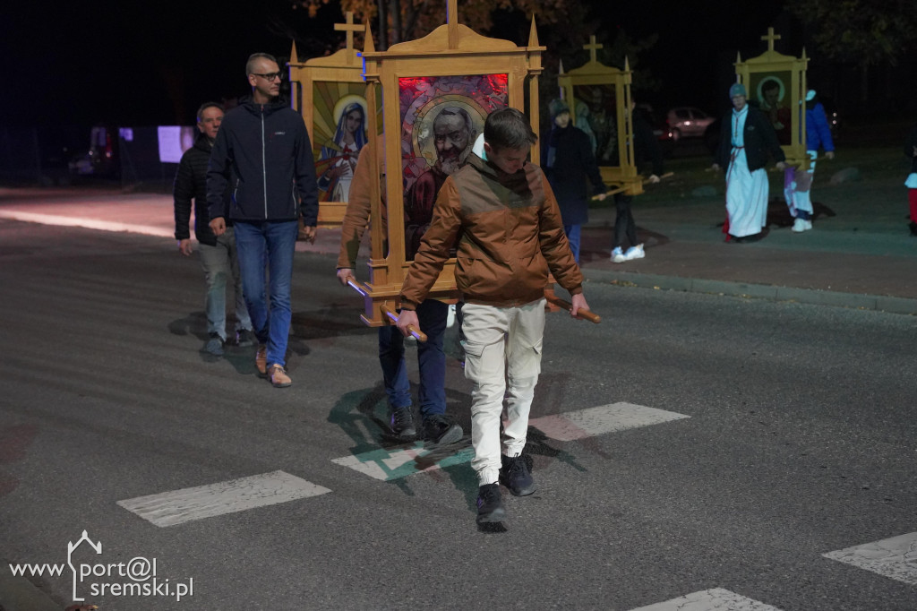 Marsz świętych w Śremie