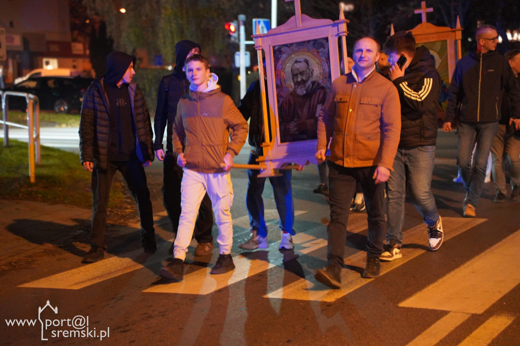 Marsz świętych w Śremie
