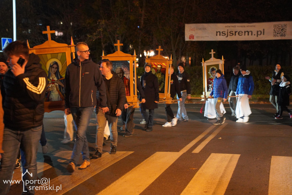 Marsz świętych w Śremie